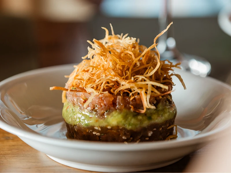 07. Atum Rubi com Guacamole